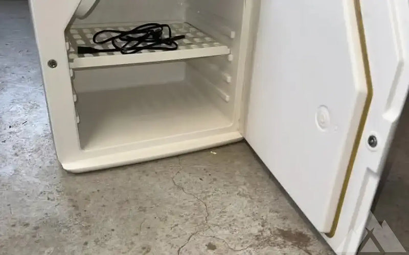Igloo Thermoelectric Cooler — used coolers & fridges for sale (photo 2) — photo 2