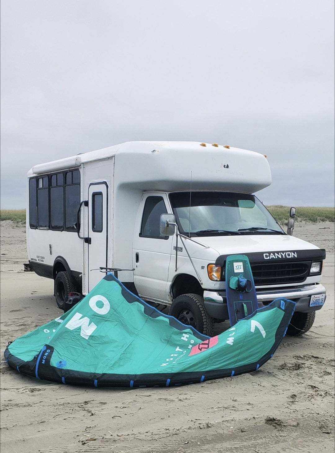 "Canyon" 4x4 Shuttle Conversion — photo 4