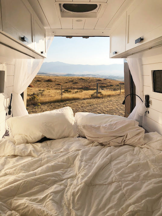 Mercedes Sprinter "Ida" - 23mpg, Solar, Off-Grid, Boondockable