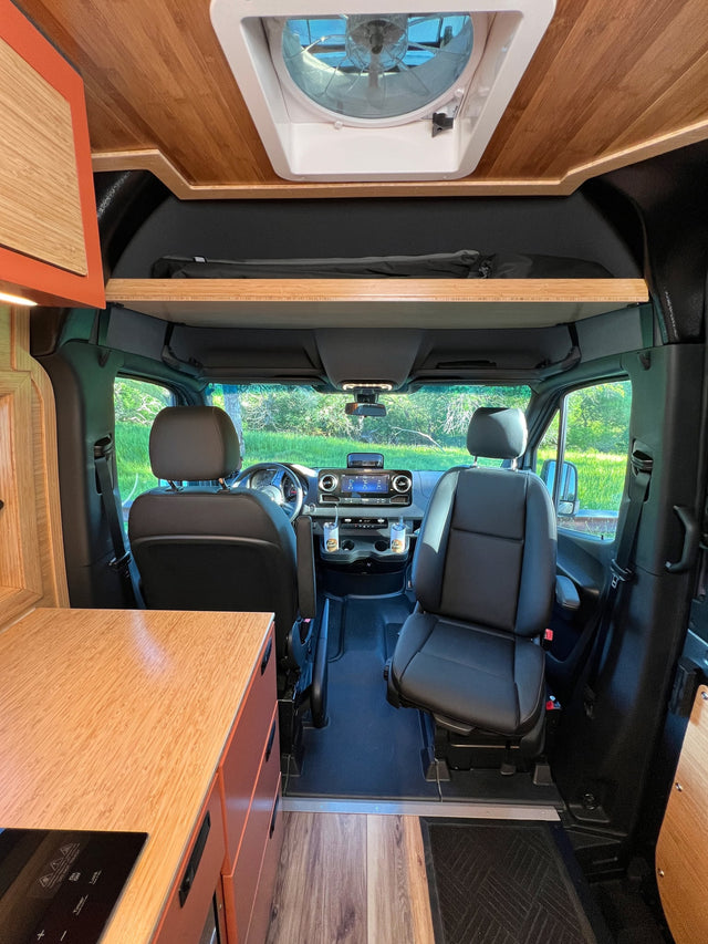 Scenic Vans' "The New Mammoth" - Unlimited Mileage — photo 3