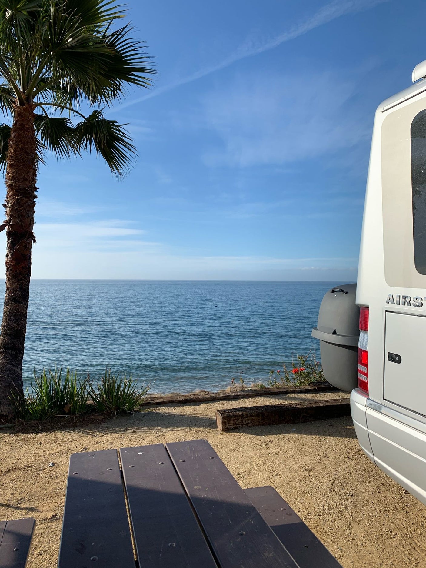 ‘California Sunshine' 2021 Airstream Atlas