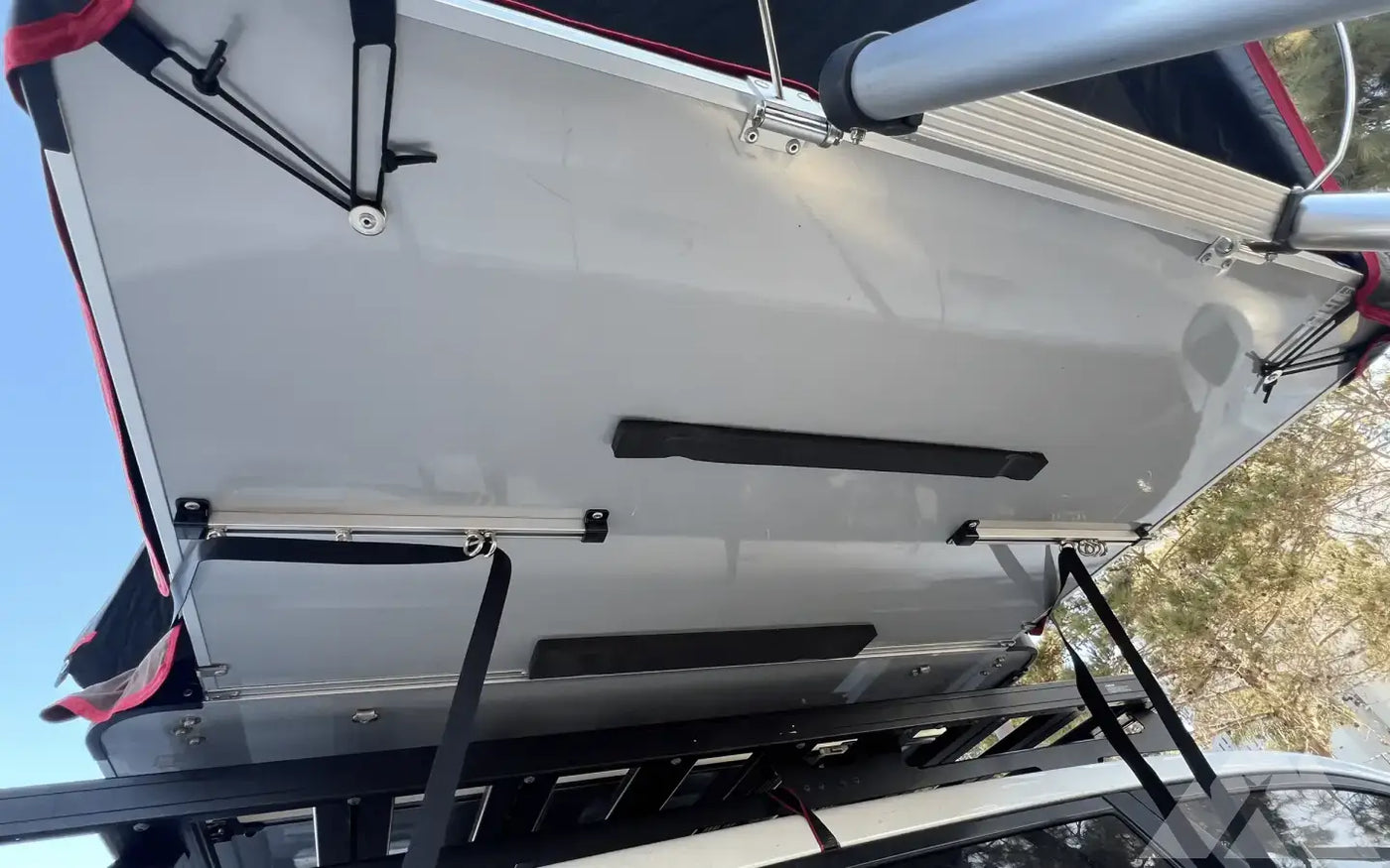 iKamper Skycamper Mini 2.0 for sale — used rooftop tents for sale (photo 6) — photo 6