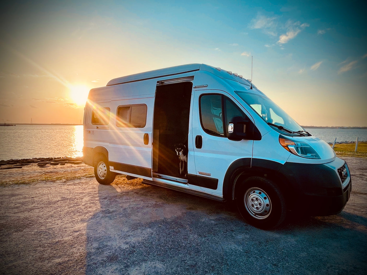 Adventure Van w/ Shower, Kitchen & Solar | Explore Mountains, Lakes & Beach