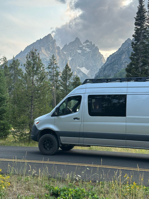 Summit Sprinter Van — photo 5