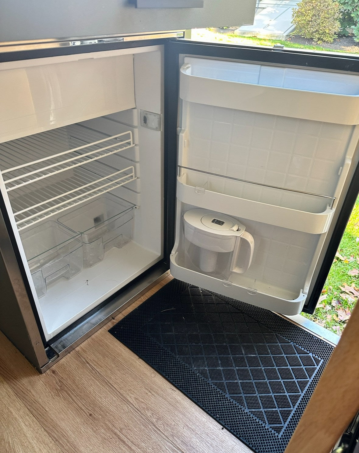 Beautiful 2019 RAM Promaster Travel Van — photo 14