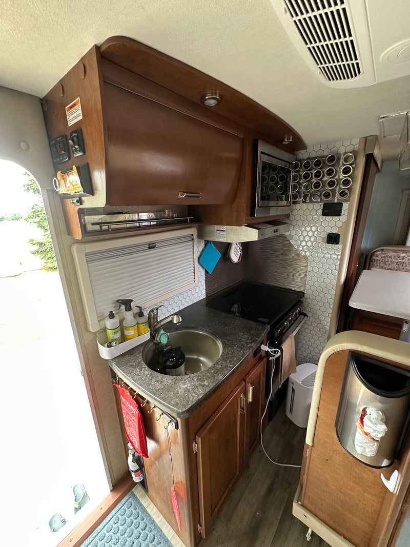 2020 Lance 1575 Trailer — photo 5