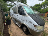 Stella: Your Cozy Cabin on Wheels