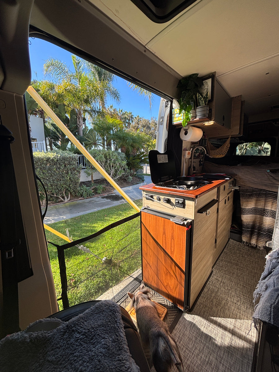 2022 Winnebago Solis 59P cozy class B camper van/RV