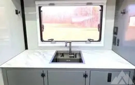 Iron Peak Campers Apex 6.5 Slide-In Truck Camper — new for sale in Pine River, MN (photo 4)