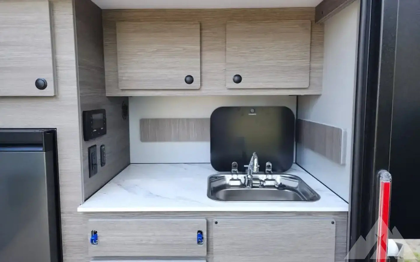 Iron Peak Campers XTR-10 — new overland trailer for sale in Pine River, MN (photo 3) — photo 3