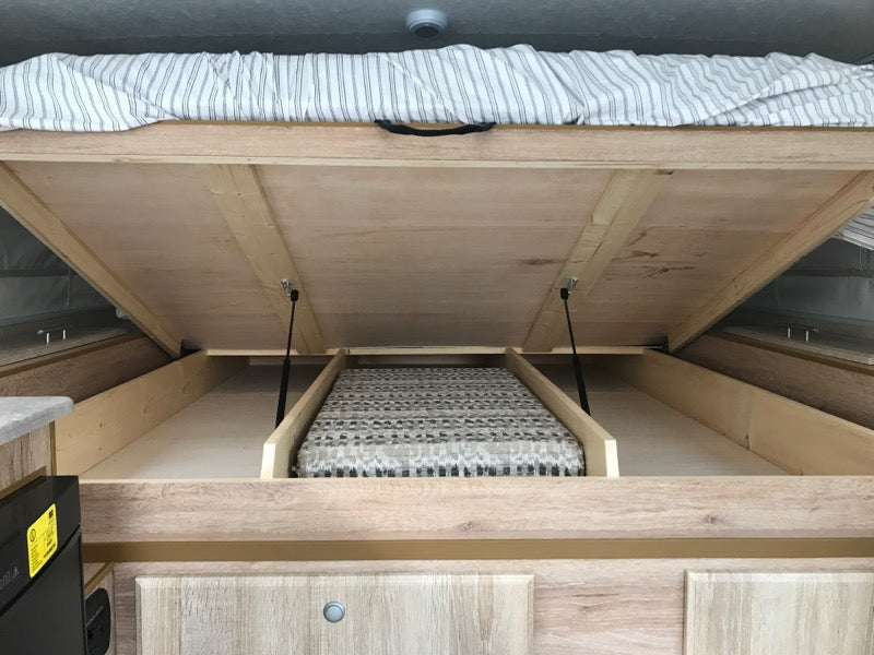 2021 Northstar Truck Camper