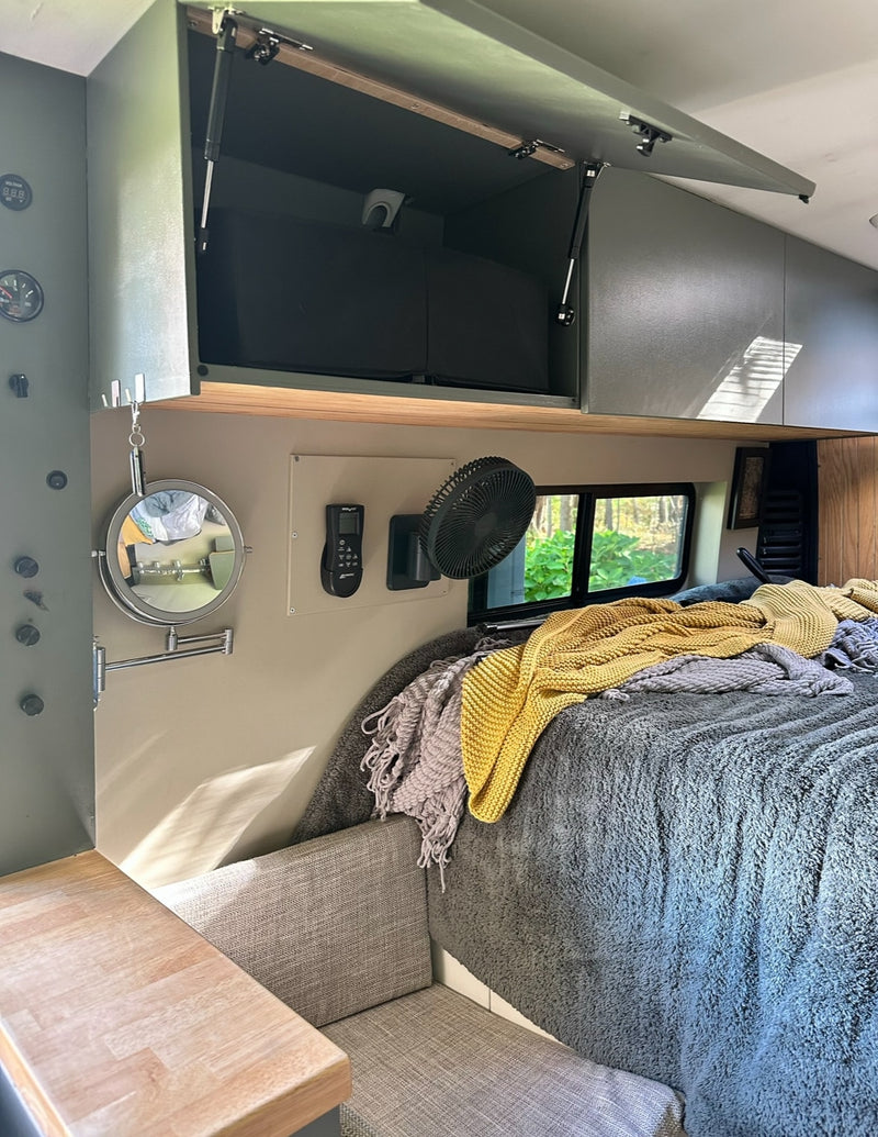Beautiful 2019 RAM Promaster Travel Van — photo 15