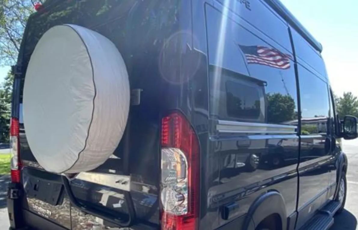 2023 Thor Scope 18M- Camper Van — photo 6
