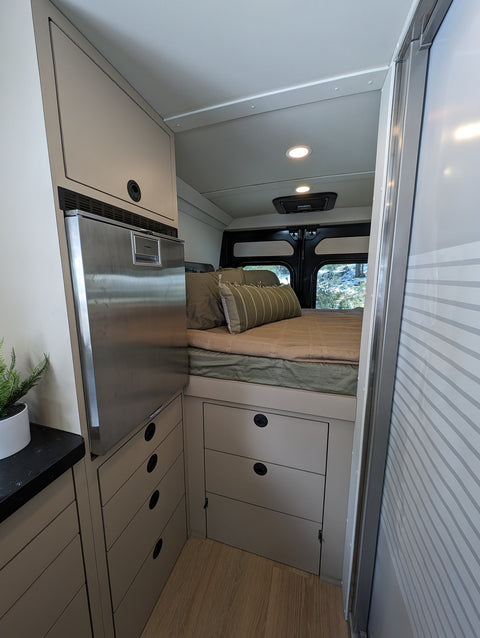 Luxury 4 Season Off Grid Camper Van — photo 4