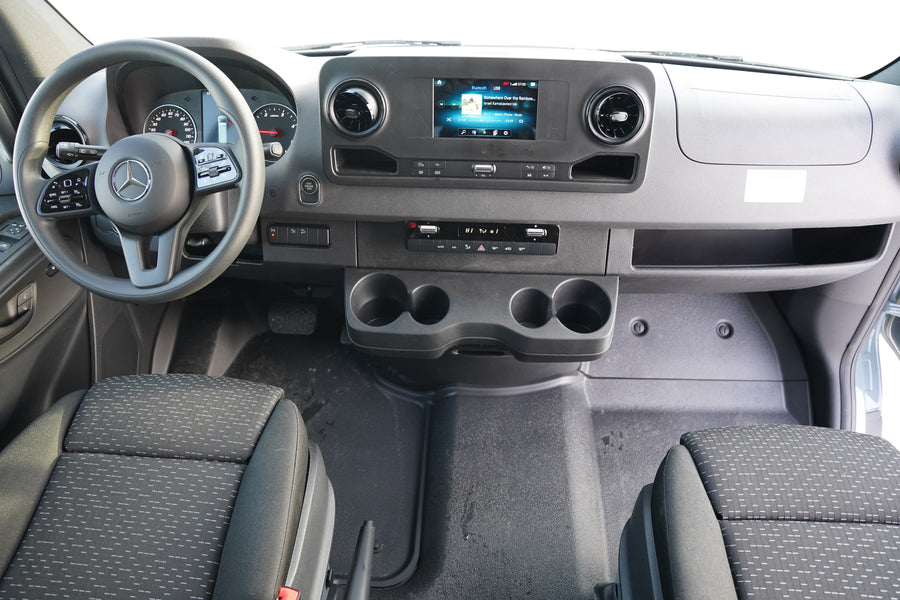 Mercedes Benz Sprinter High Roof 2500 4x4 - "Spencer"