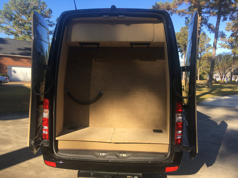 Serviced Regularly | Rare 9 Front-Facing Adult Seats | Privately Owned — photo 6