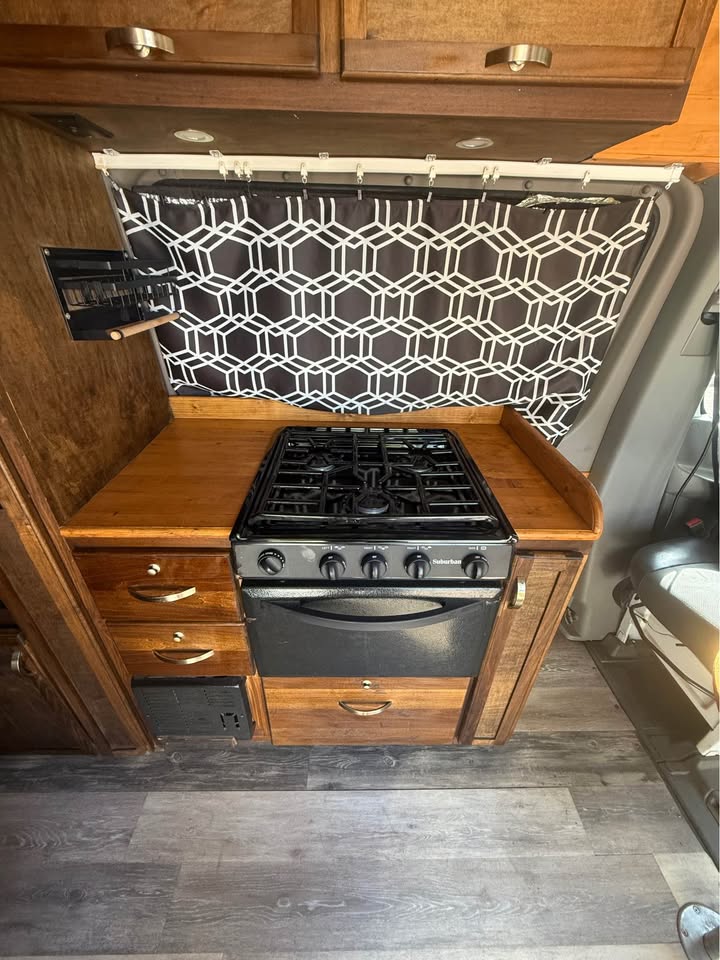 2011 Mercedes-Benz Sprinter in San Jose, CA (photo 10) — photo 10