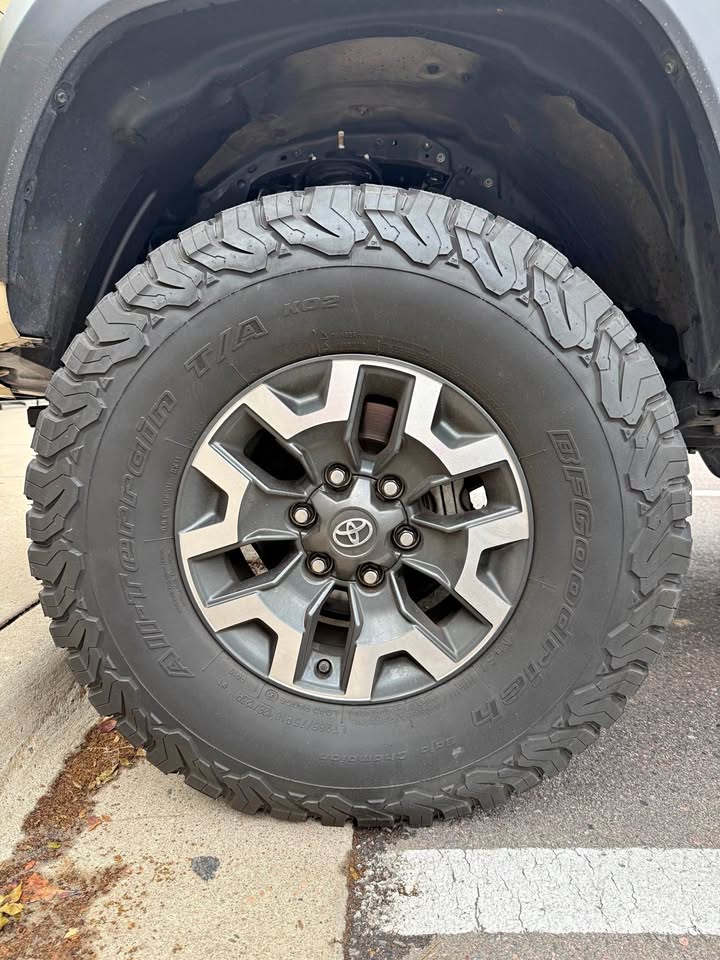 BFGoodrich KO2 Tires size 285/75/r16 in Scottsdale, AZ (photo 1) — photo 1