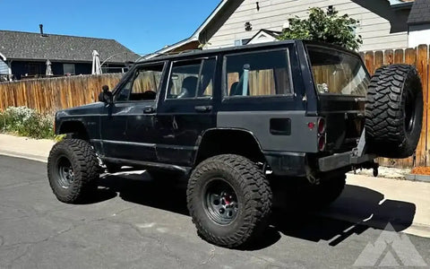Jeep Cherokee xj tire carrier swing out