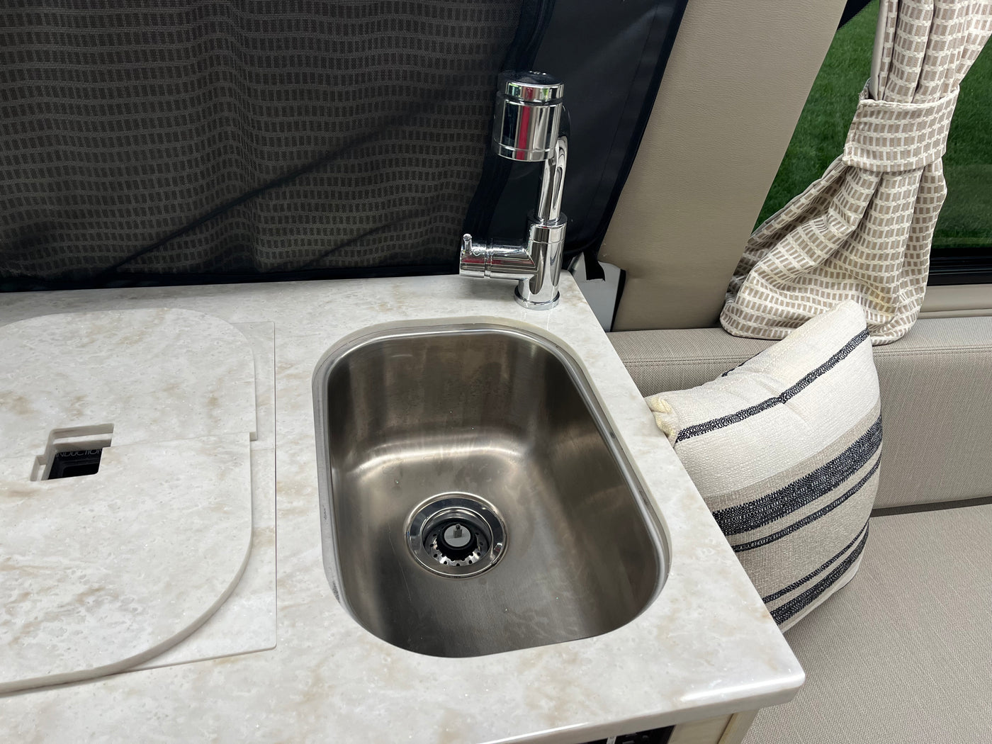 2021 Mercedes Sprinter - — photo 11