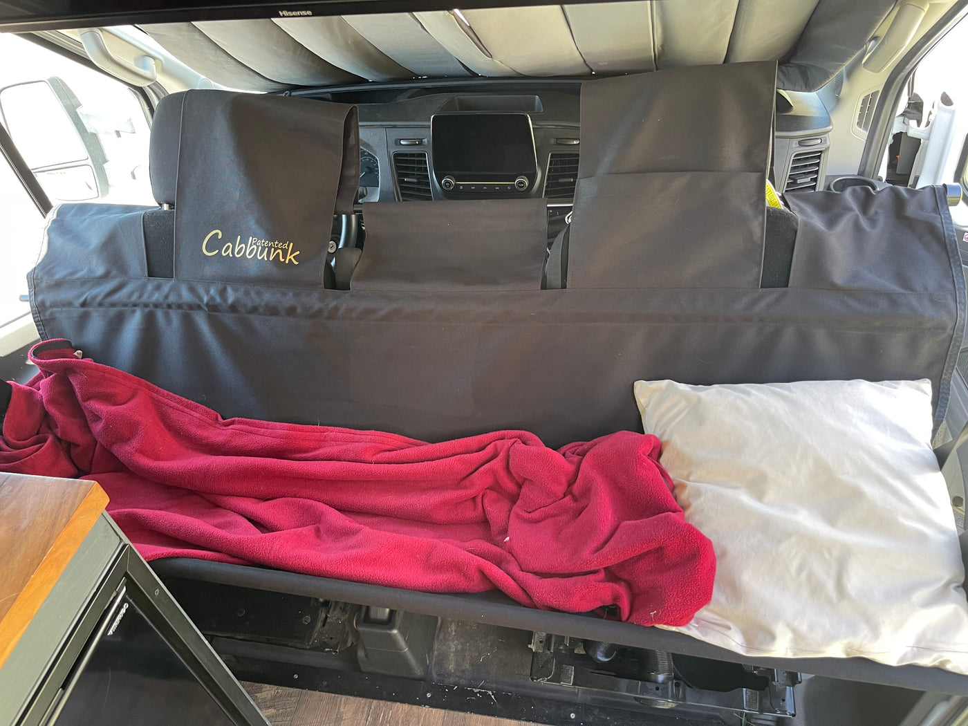 Beautifully Designed Family Camper Van Seats 5, Sleeps 5 — photo 8