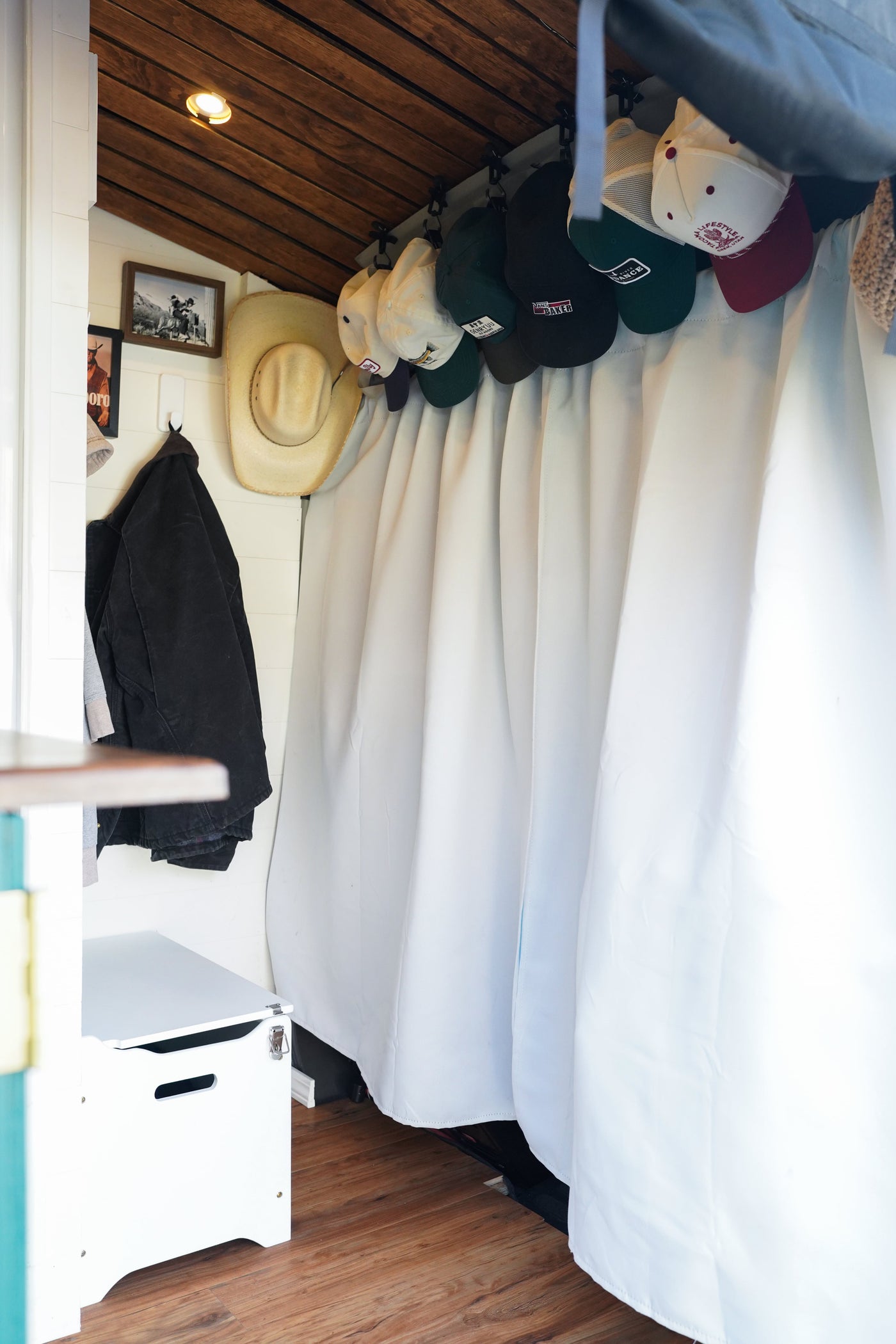 Off Grid Cozy Cowboy Van — photo 4