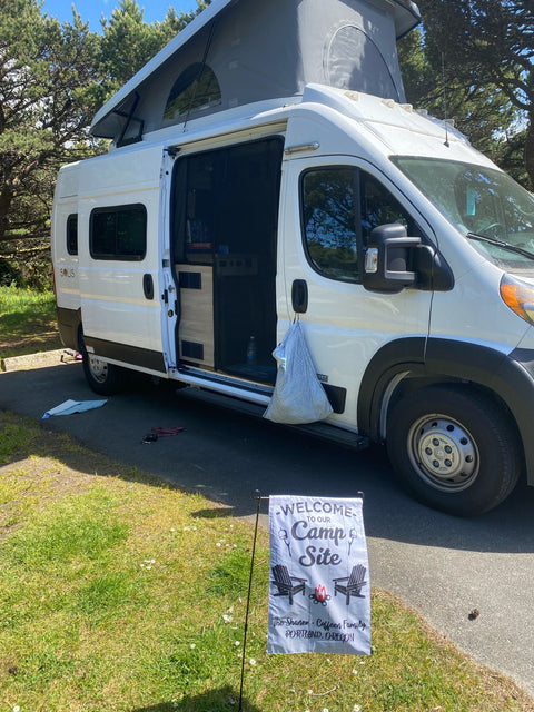 “Betty White” 2022 Winnebago Solis 59P — photo 2