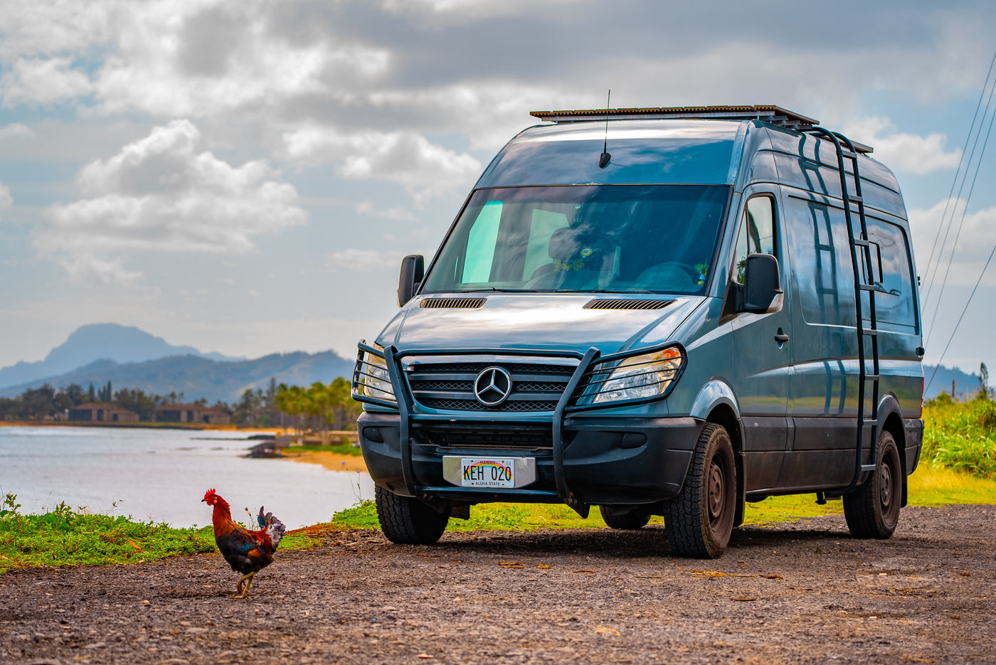 "Big Blue" - Custom Vintage Mercedes Campervan! — photo 9