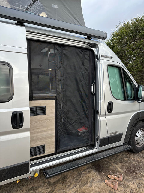 2022 Winnebago Solis 59P Sleep 4, Seats 4 — photo 3