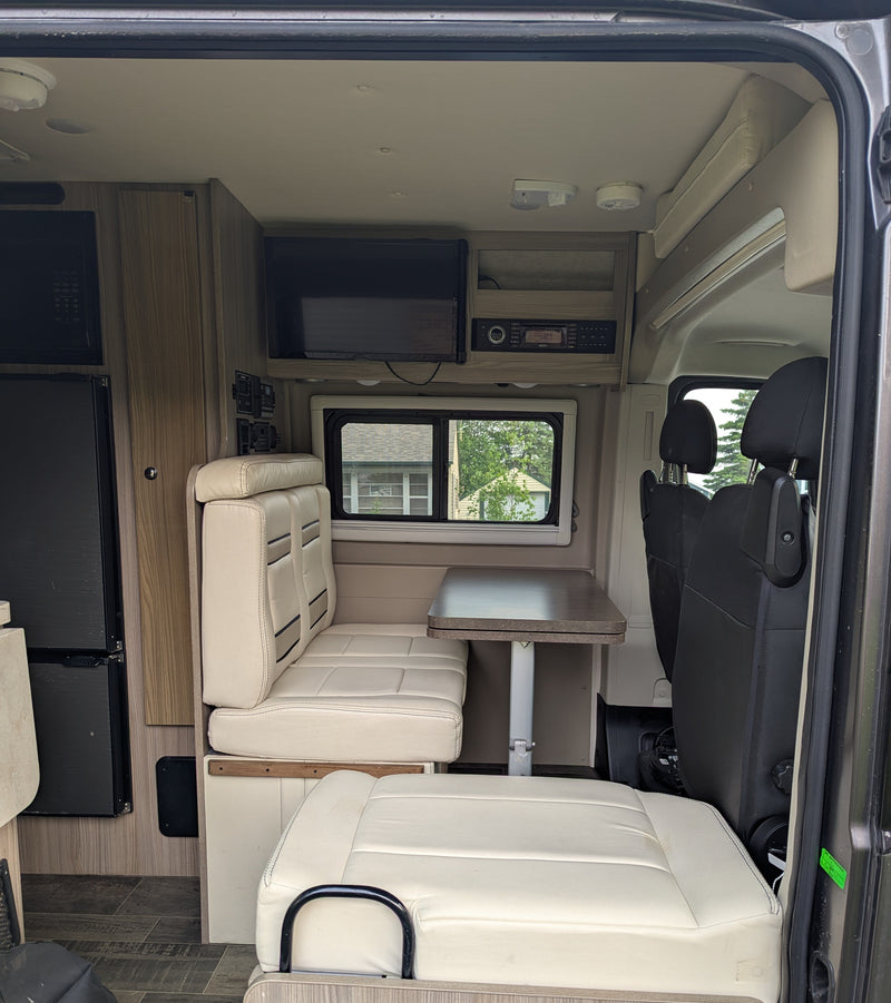 Winter prices! Winnebago Travado 59G — photo 4