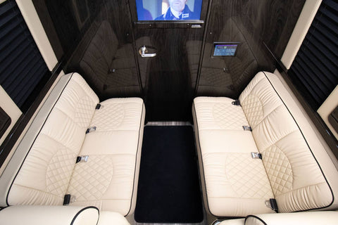 Ultimate Luxury: Experience the 2024 Mercedes-Benz Ultimate Executive Coach overland rental