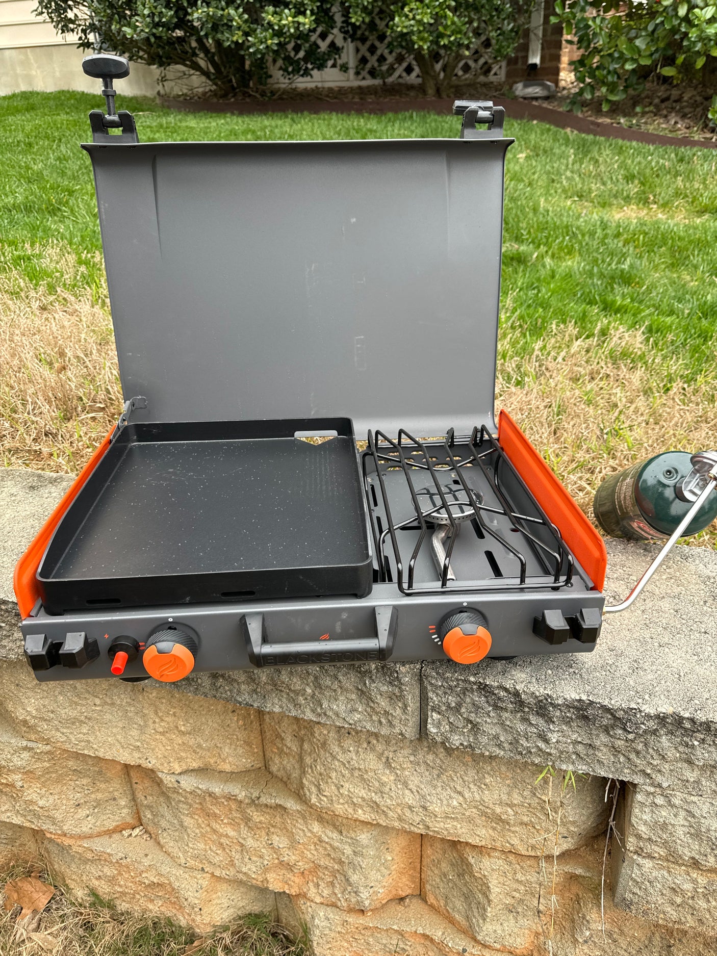 Blackstone portable grill & griddle, powered by propane, ready for camping or rv rental adventures.