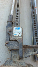 Hi lift Jack in Madera, CA (photo 2)