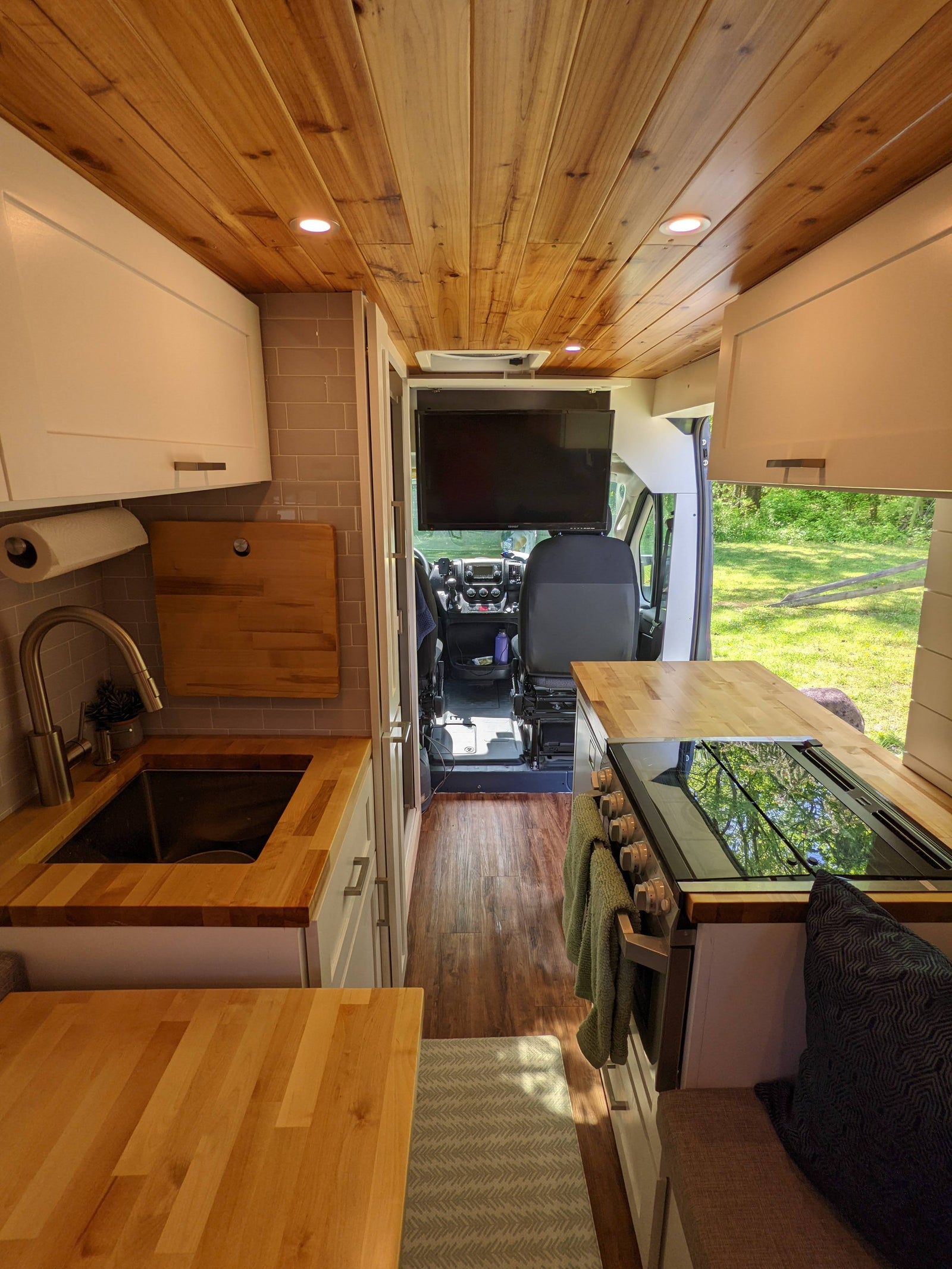 Luxury Self-Built 2019 RAM Promaster 3500