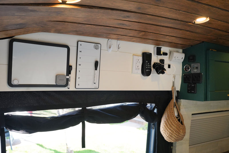 Off Grid Cozy Cowboy Van — photo 15
