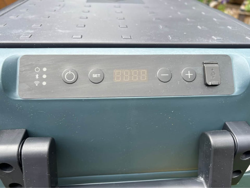 Dometic 57 L Cooler or Freezer in Longview, WA (photo 2) — photo 2