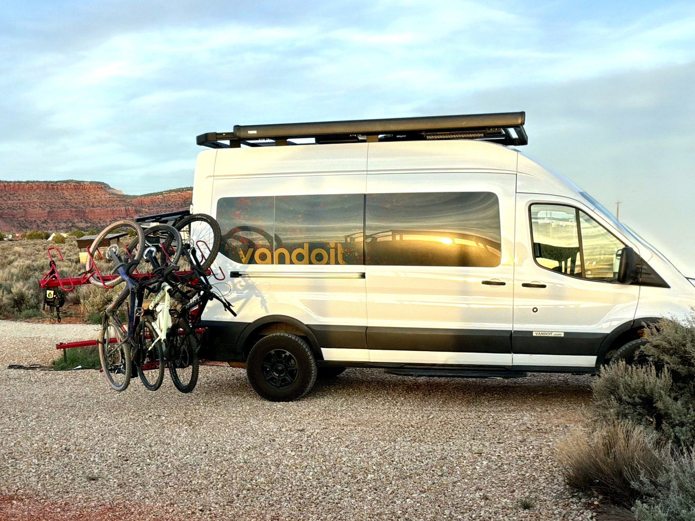 VanDoit LIV — Off-Grid Camper Van — photo 10