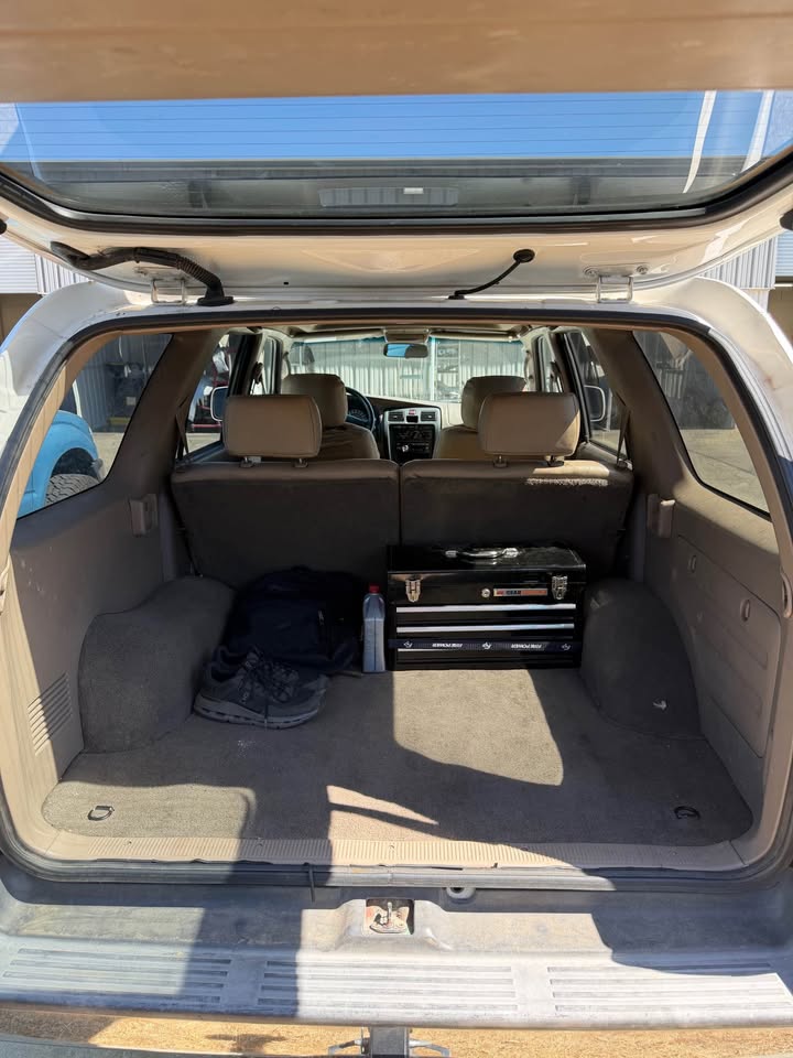 2000 Toyota 4Runner · SR5 Sport Utility 4D in Fresno, CA (photo 4) — photo 4