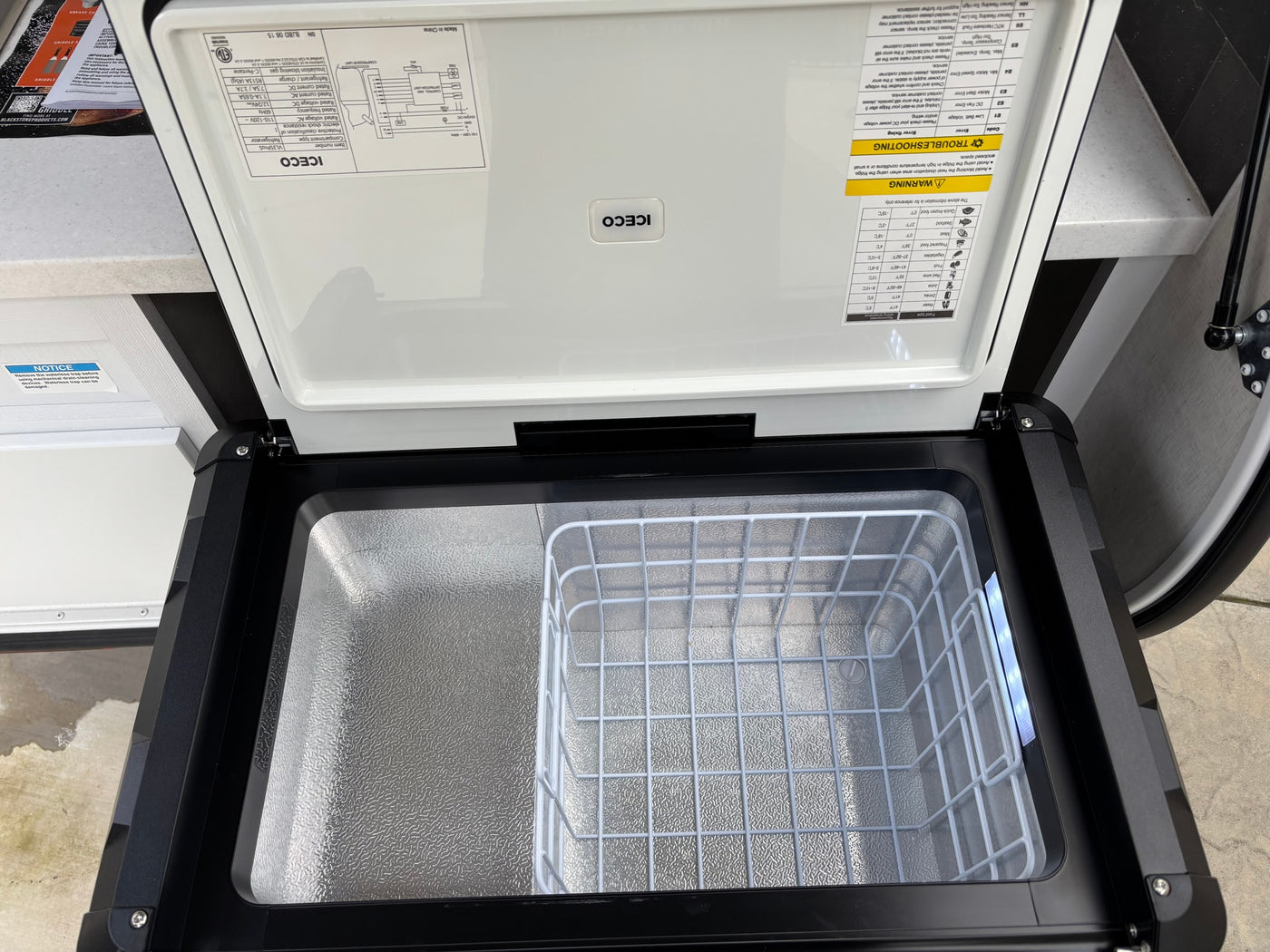  and window.|Experience this rv rental: cozy bed — photo 8