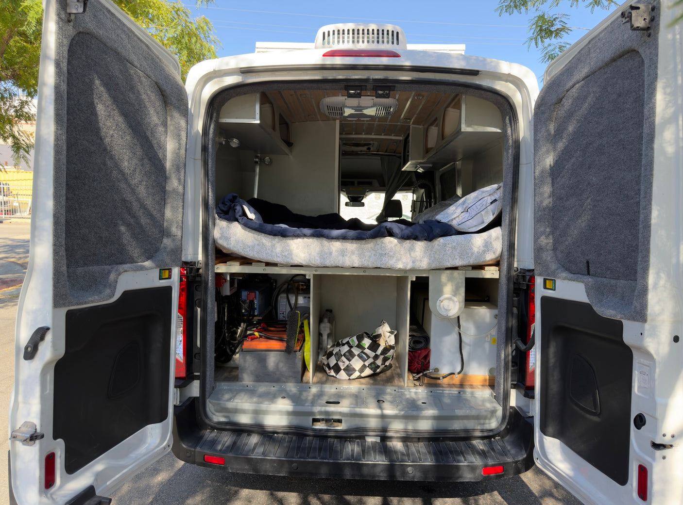 Ford Transit 150 RV
