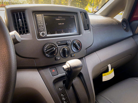2021 Caravan Outfitter Free Bird Camper van — photo 4