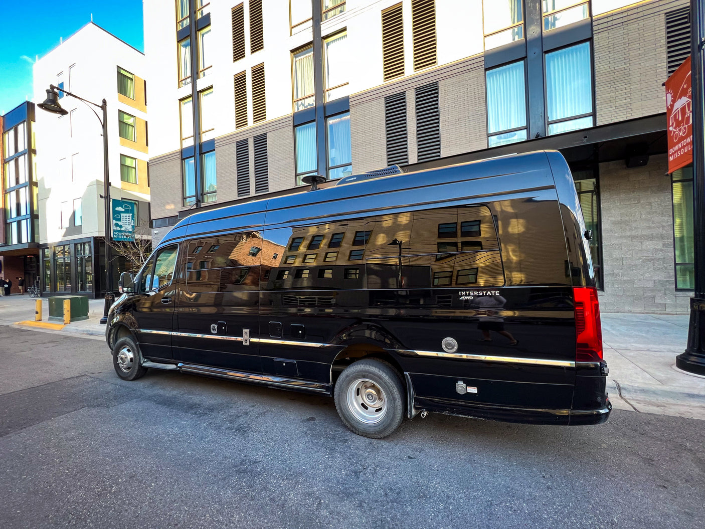 2022 Airstream Interstate