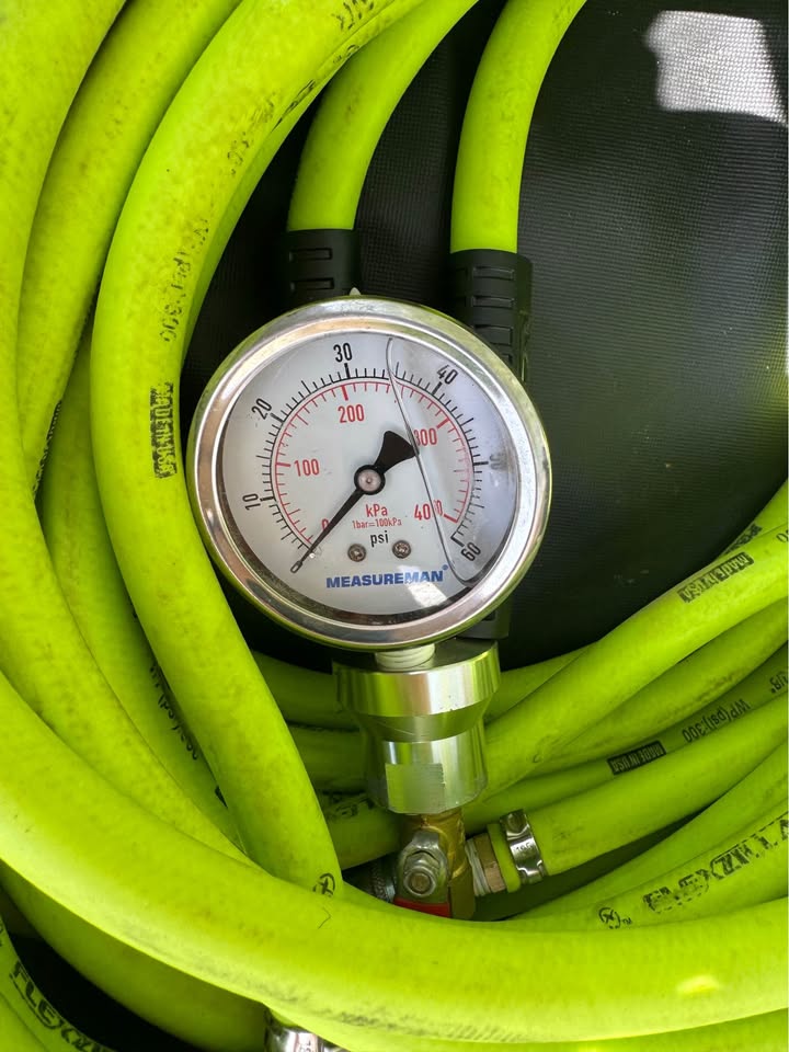 VIAIR 400P Portable Compressor and Quad Tire Inflation System in Phoenix, AZ (photo 6)
