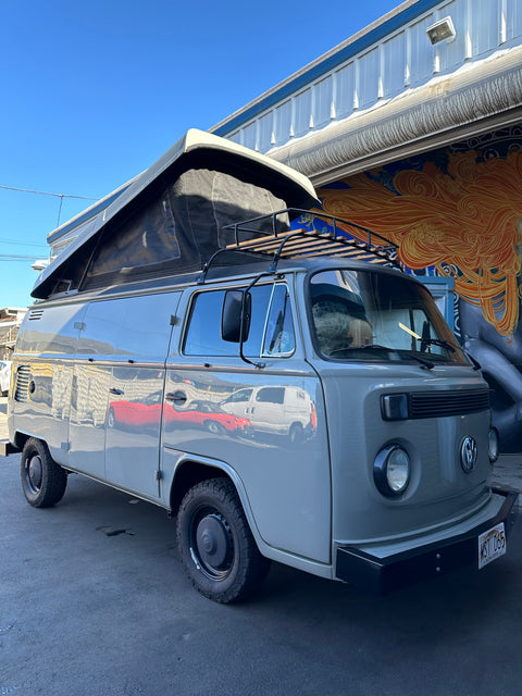 Shark Attack - 1988 VW Kombi — photo 5