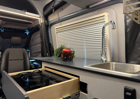 2024 Winnebago Revel 4x4 | Mercedes Sprinter | Off-Grid | Camper Van — photo 4