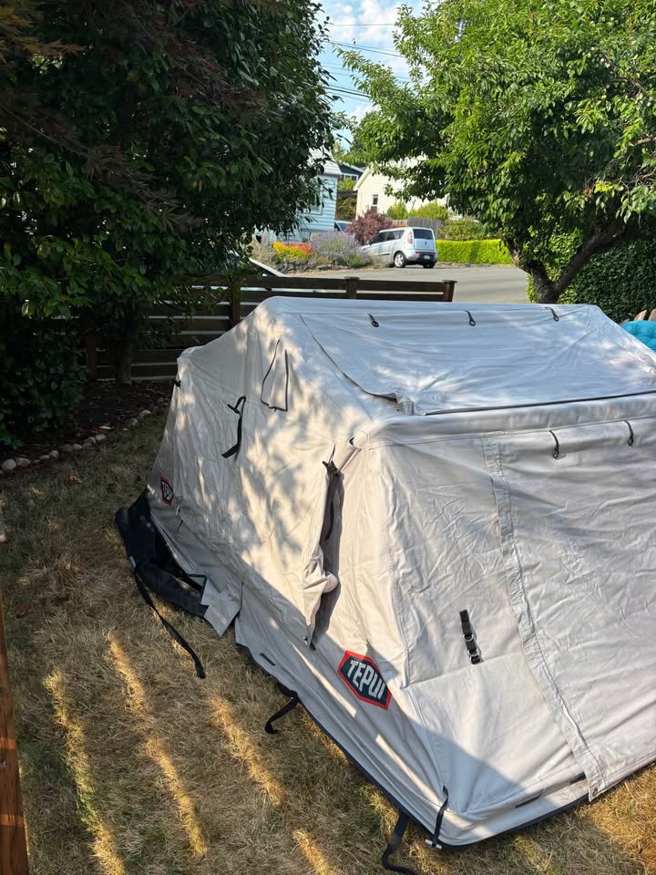 Tepui Rooftop Tent in Seattle, WA (photo 7) — photo 7