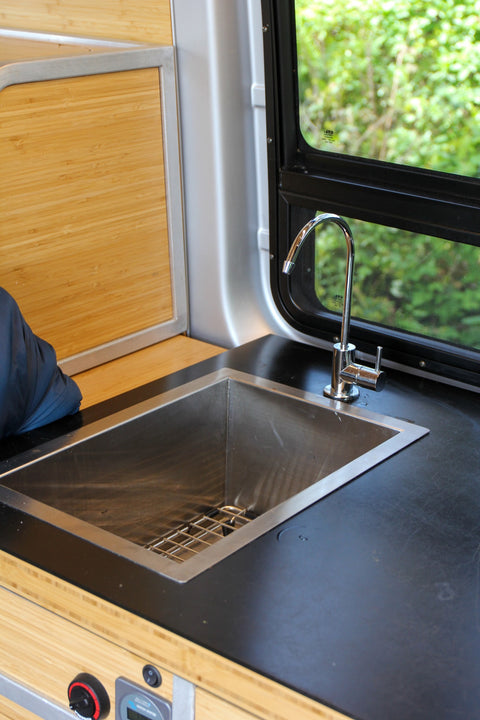 Snohomish - Mercedes Sprinter Full Camper (Seats 2) — photo 3