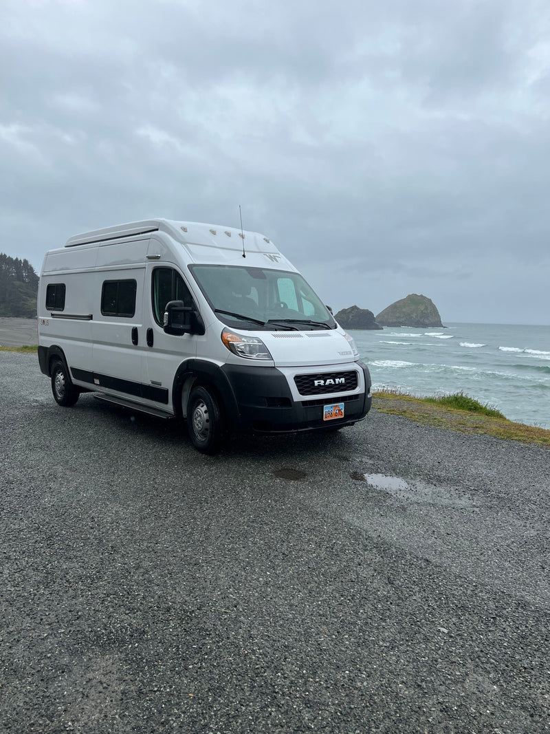  a Winnebago Solis and Thor Sequence — photo 12