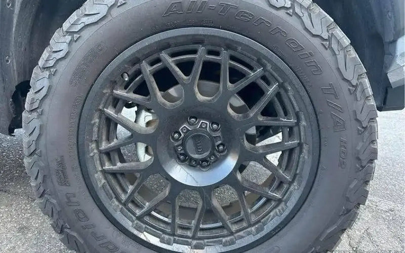 KMC Wheels 20 inches BFGoodrich R20 — used set of wheels tires for sale (photo 4) — photo 4