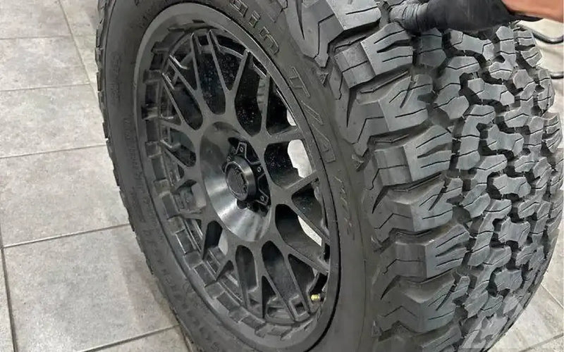 KMC Wheels 20 inches BFGoodrich R20 — used set of wheels tires for sale — photo 1